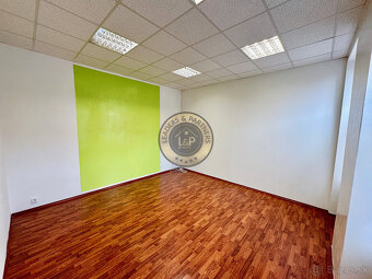 Na prenájom kancelária 36 m², Moyzesova ul., Košice-Staré Me - 2