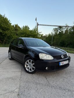 Volkswagen Golf 5 2.0TDi 103kw - 2