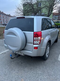 Suzuki Grand Vitara 1.9 DDiS 4x4 - 2