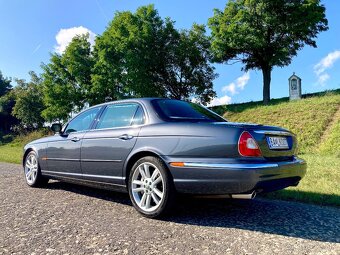 Jaguar XJ Super V8 - 2