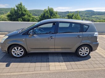 Toyota corolla verso 2,2d4d 100kw - 2
