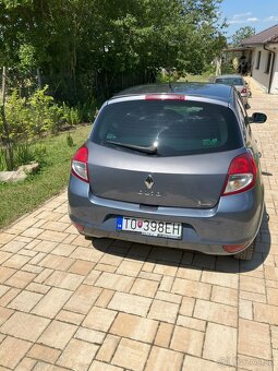 Predam Renault Clio 1.2 benzin, kupene v SR - 2