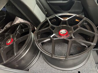 R19 5x112 8.5J ET 45 - 2