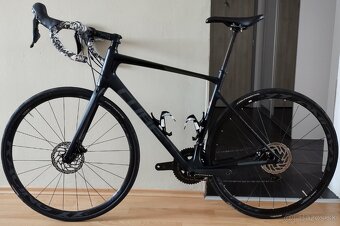 Cestný karbonový bicykel CUBE Attain GTC SL Disc - 2