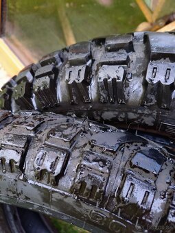 Predám pneumatiky - 2