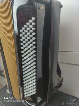 Hohner Maestro IV 120 basový - 2