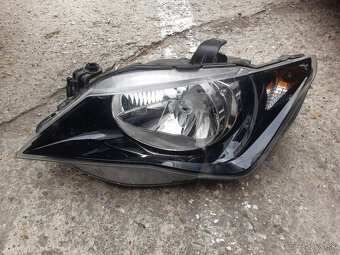 seat ibiza svetlo reflektror - 2