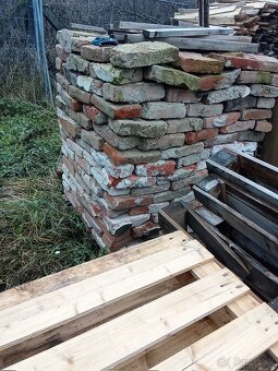 Predám staré palene tehly - 2