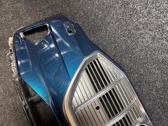 Nárazník + maska Audi E-tron - 2