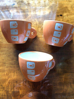 šálky s podšálkami - 2