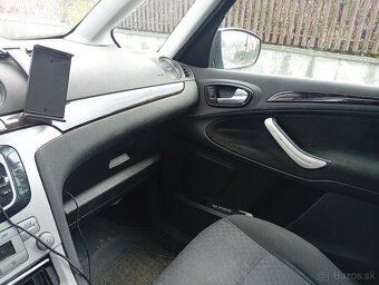 Predám Ford Galaxy - 2