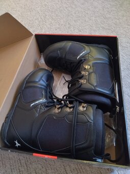 Snowboardove topánky - 2