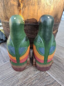 Pár Tukanov z dreva - 2