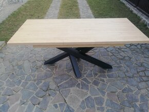Jedálenský stôl - 2