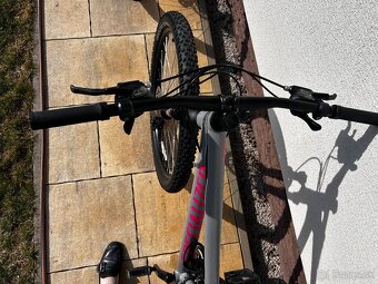 Horský bicykel Specialized - 2