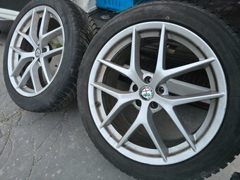 Disky Alfa Romeo Stelvio 5x110 R20 - 2