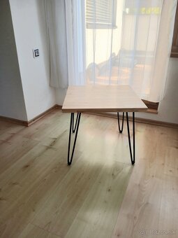 Praktický konferenčný stolík - 2