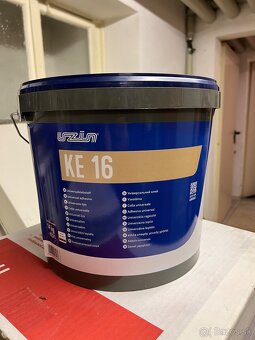 Univerzálne lepidlo na podlahy UZIN KE 16 - 14 KG - 2