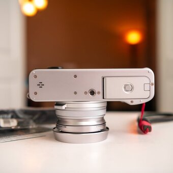 Fujifilm X100VI - stříbrná barva - 2