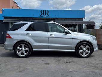 Mercedes-Benz ML500 - 2