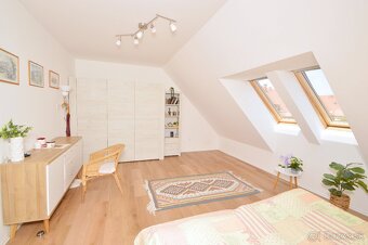 Predaj priestranný 2i byt s 7,15 m2 terasou, pivnica, Rajka - 2