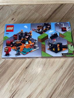 Lego MInecraft 21185 - 2