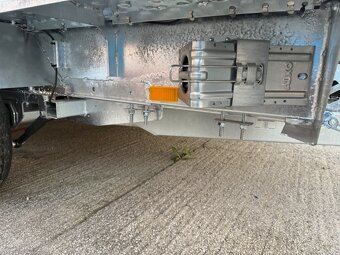 Predam prives BLYSS BAU 400/3 a BAU 350/3 - 2