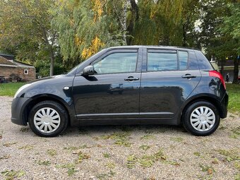 Suzuki Swift 1.3 16V benzín manuál - 2