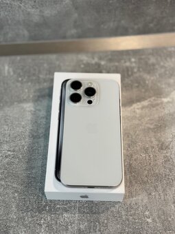 iPhone 15 Pro 256GB - 2