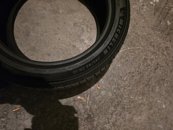 Michelin pilot sport 5  245/45/18 - 2