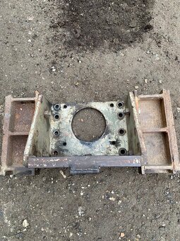 Konzola zetor crystal - 2