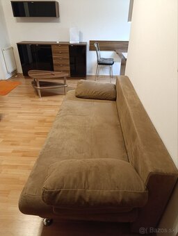 Predám hnedý gauč - 2