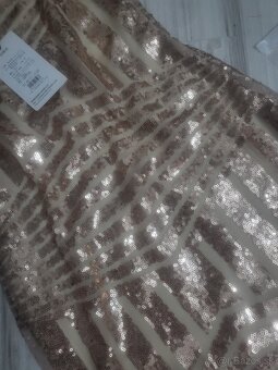 Zlaté koktejlové mini šaty - 2