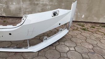 Predný Nárazník Škoda Superb 3 - 2