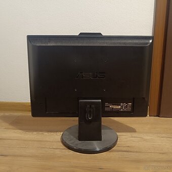 Asus VK190 - 2