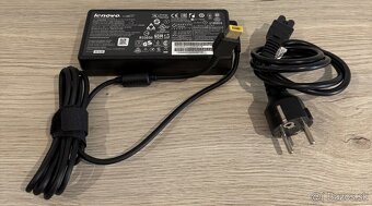 Lenovo adaptery pre notebook/dokovaciu stanicu - 2