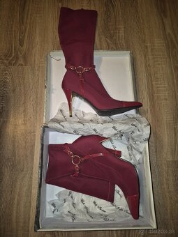 Elegantne bordove cizmy - 2