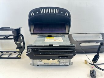 BMW E9X CIC retrofit - 2