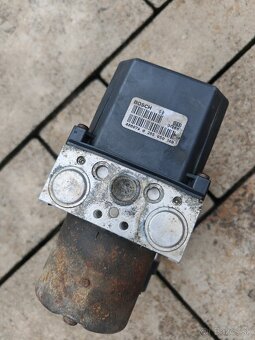 ABS kocka, pumpa mercedes w639 - 2