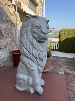 Lev socha Granit.. - 2