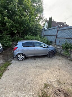 Opel CORSA-D - 2
