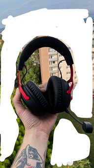 HyperX Cloud III S Wireless Gaming Headset - 2