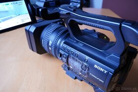 Predám videokameru SONY HXR-NX 100 - 2