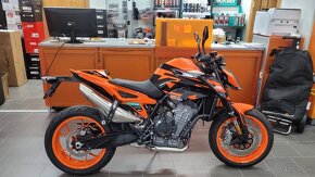 KTM 890 DUKE GP za 8990 Eur - 2