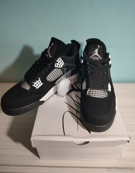 Air Jordan 4 Thunder White - 2