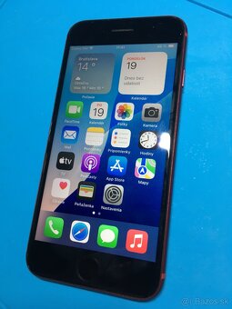Apple iPhone Se 2020 red - 2