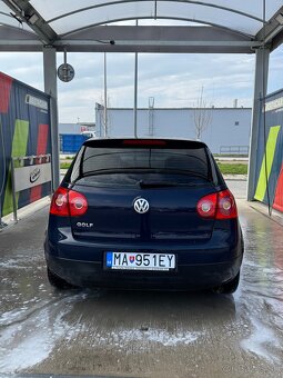Predám Volkswagen Golf 5 - 2