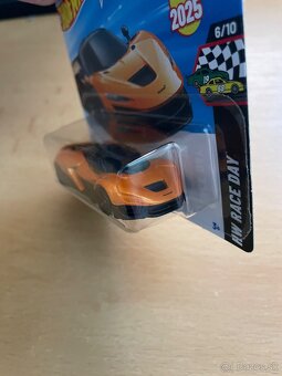 HotWheels Mclaren W1 - 2