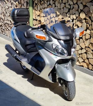 Predám maxi-scooter Suzuki Burgman AN650 - 2