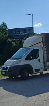 Predám strešný spojler na dodávku - 2